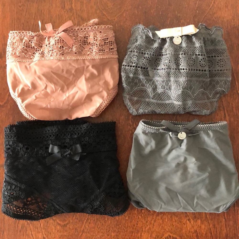 Lot of 4 Princess Tam Tam underwear